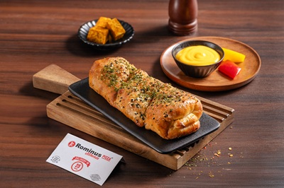 Paneer Pizza Roll